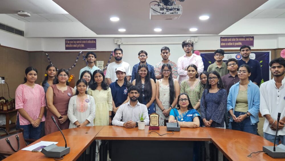Turning Waste into Responsibility: Green Pencil Foundation Conducts Cleanliness and Waste Management Session at Dayal Singh College